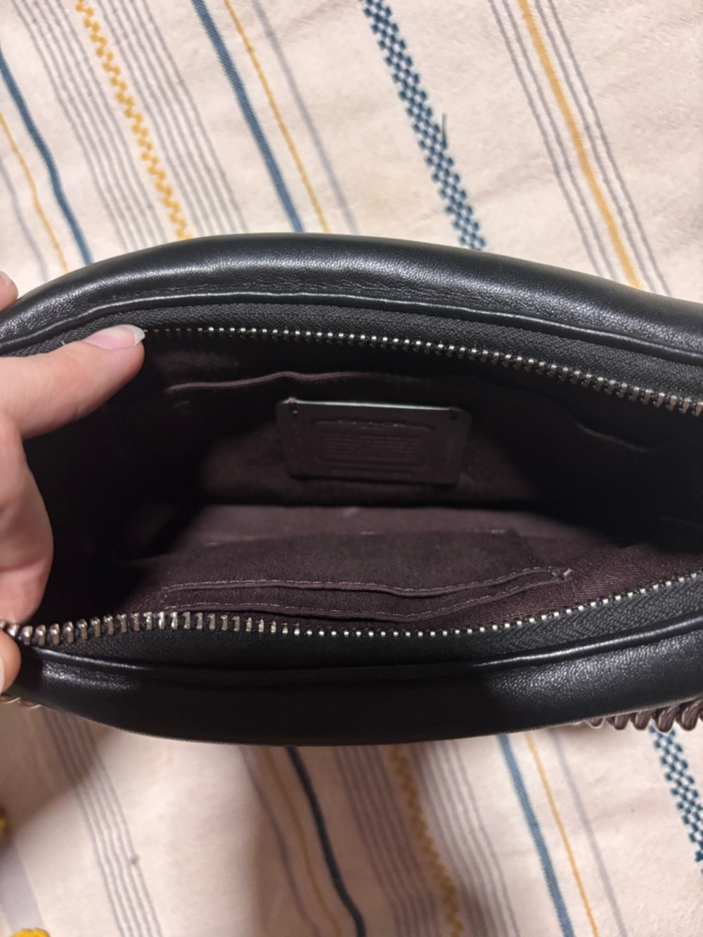 Coach Teri Shoulder Bag with Signature Quilting in black with silver hardware - Picture 8 of 11